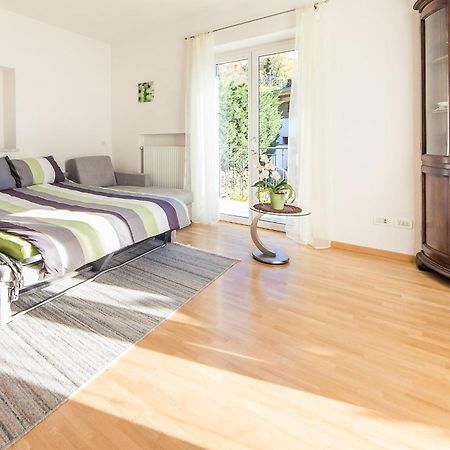 Haus Dorfblick Apartment Caldaro Exterior photo