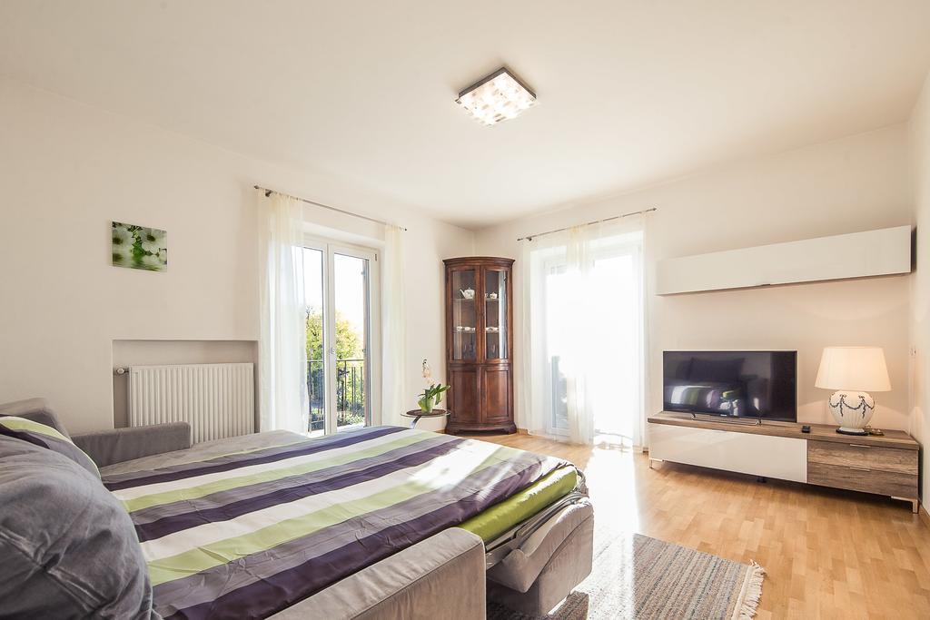 Haus Dorfblick Apartment Caldaro Exterior photo