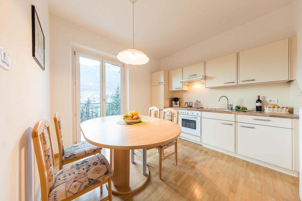 Haus Dorfblick Apartment Caldaro Exterior photo